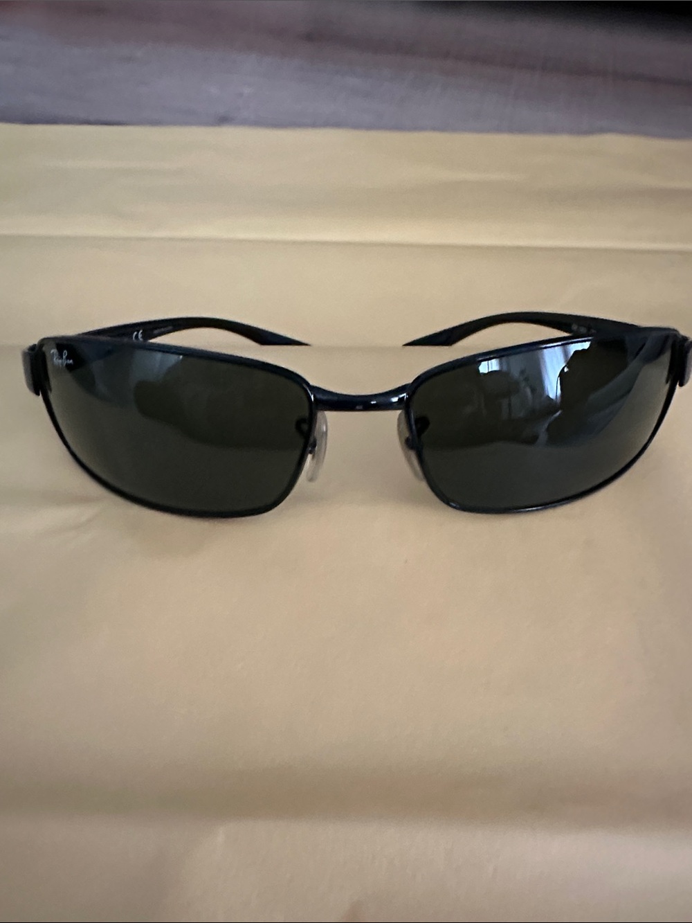 Ray-Ban 3364 Black Frame Sunglasses with Dark Green Lenses with case.